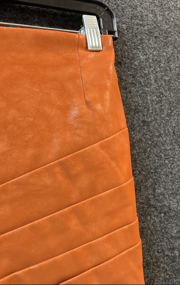 Guess Women's Orange Faux Leather Asymmetrical Pleated Wrap Mini Skirt Sz XS