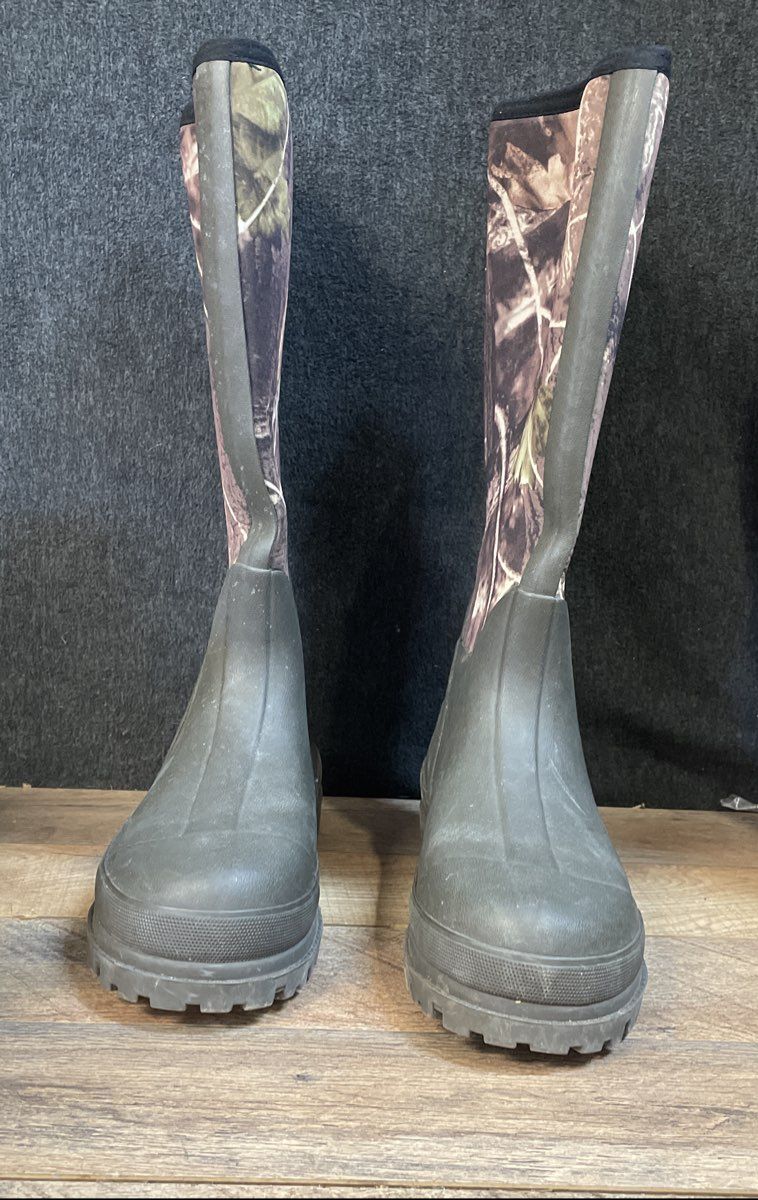 RedHead Camo Grey Waterproof Rubber Hunting Boots Men's Size 8