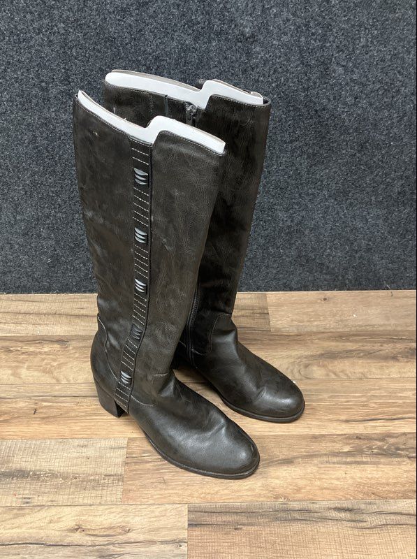G.H. Bass Franny Grey Leather Tall Riding Boots Women's Size 9