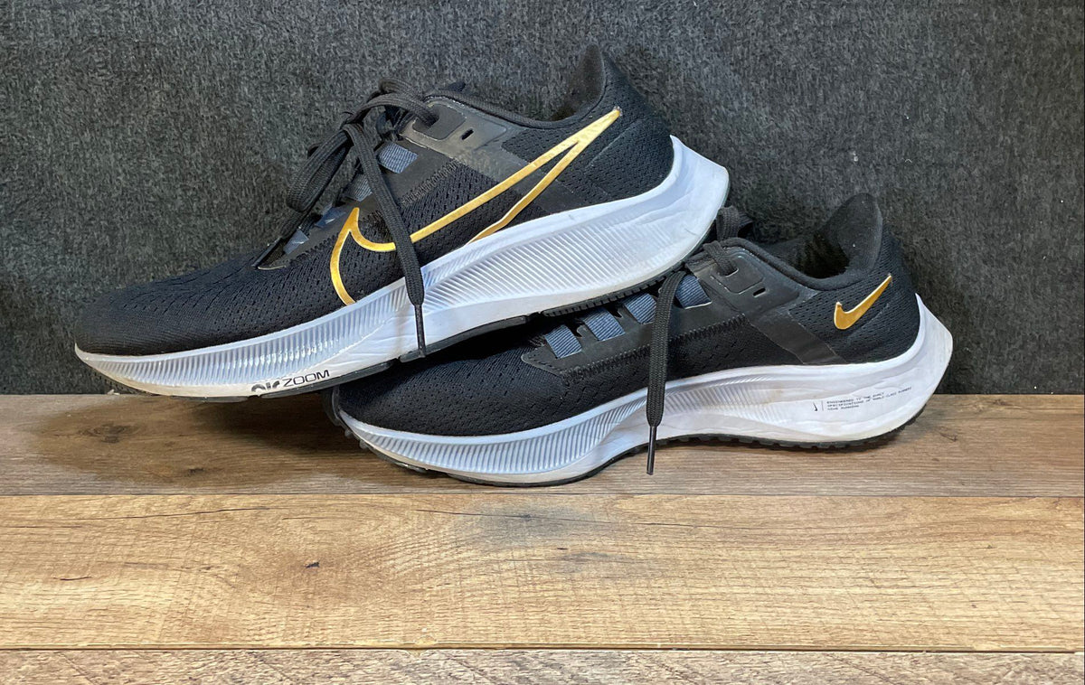 Nike Air Zoom Pegasus 38 Black Metallic Gold Running Shoes Women's Size 8