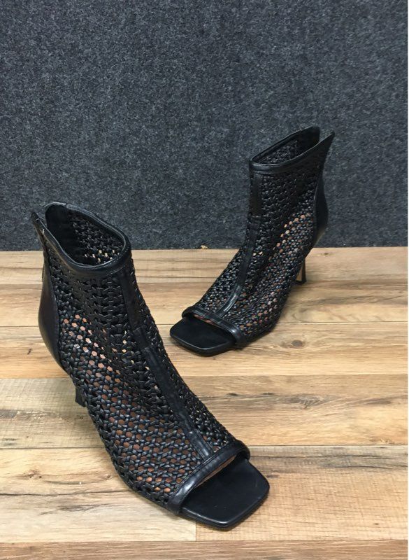 Vince Camuto Black Woven Open Toe Back Zip Heeled Booties Women's Size 8M