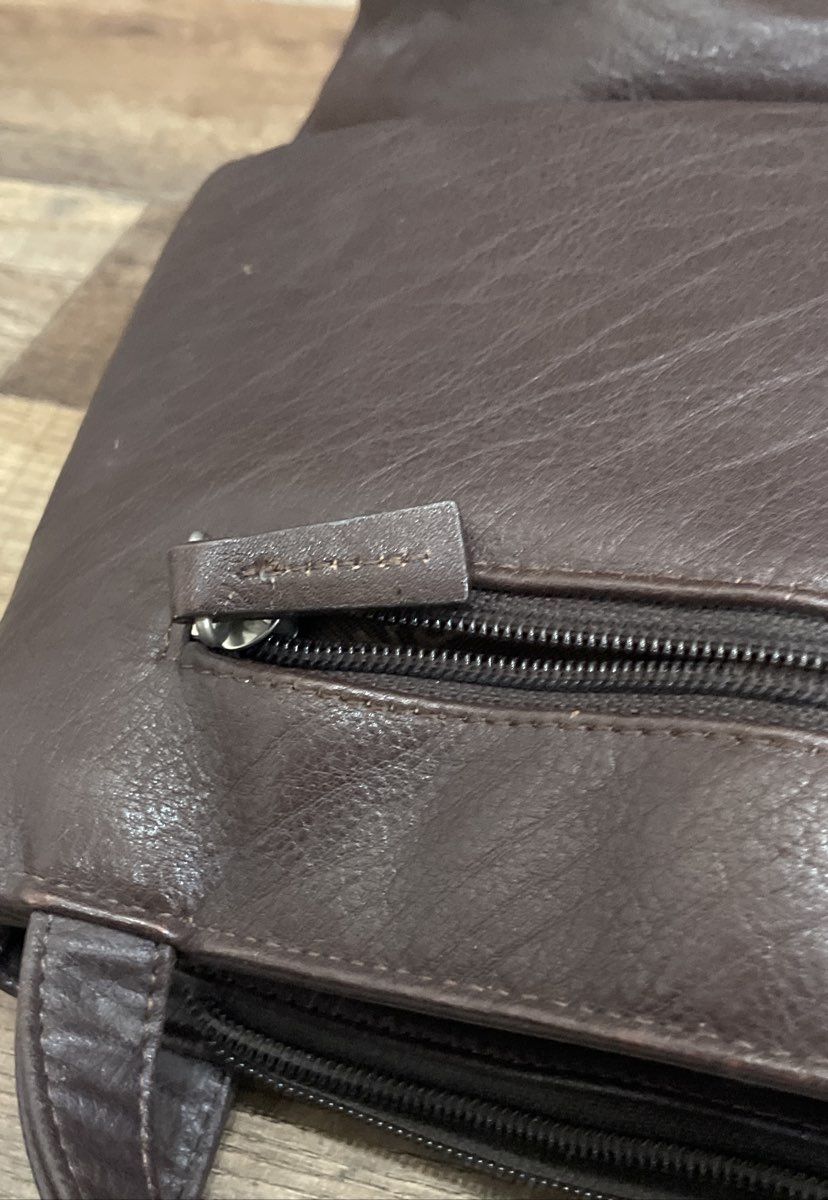 Sonoma Brown Leather Shoulder Bag Medium Dual Handle Zippered Pockets