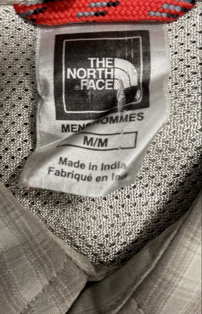 The North Face Men's Tan Plaid Long Sleeve Button Down Hiking Shirt Sz M