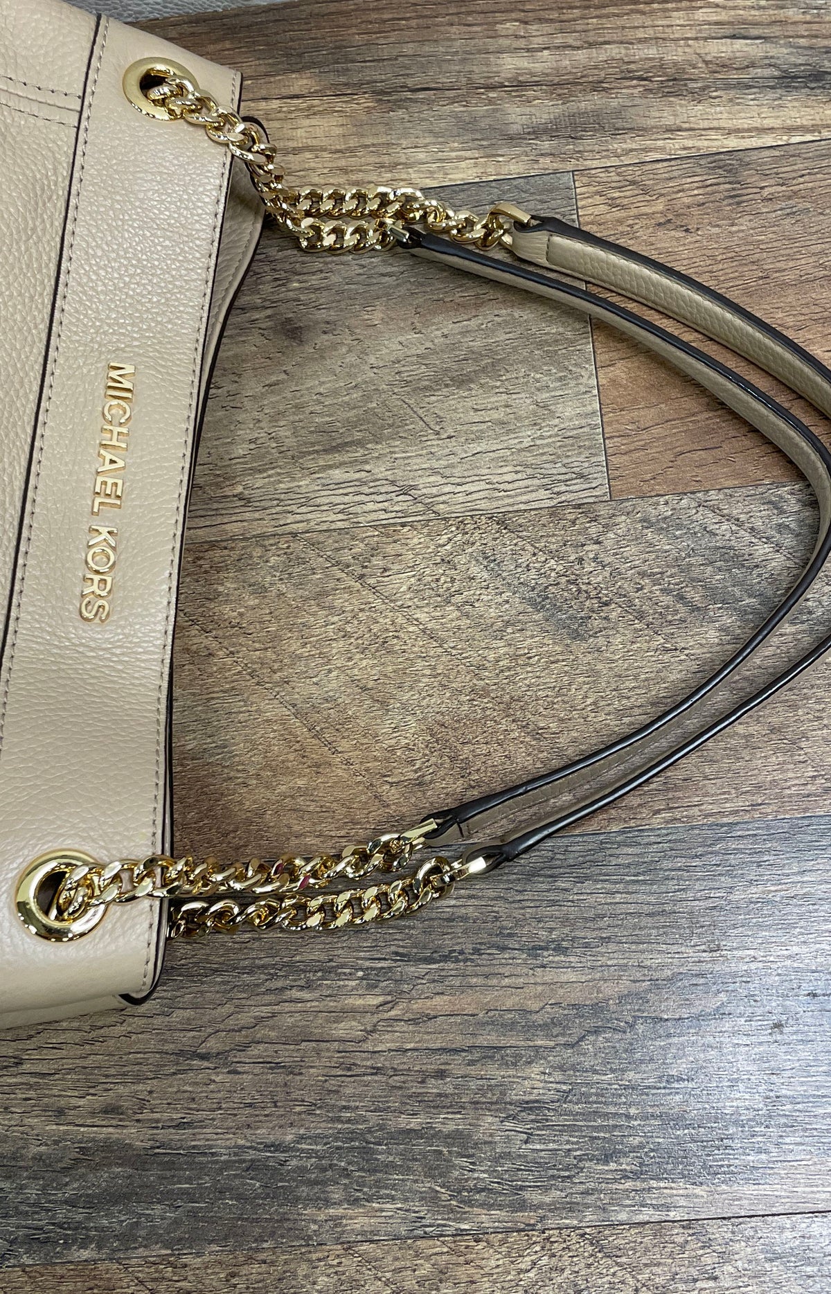 Michael Kors Beige Pebbled Leather Tote Bag Gold Chain Shoulder Strap