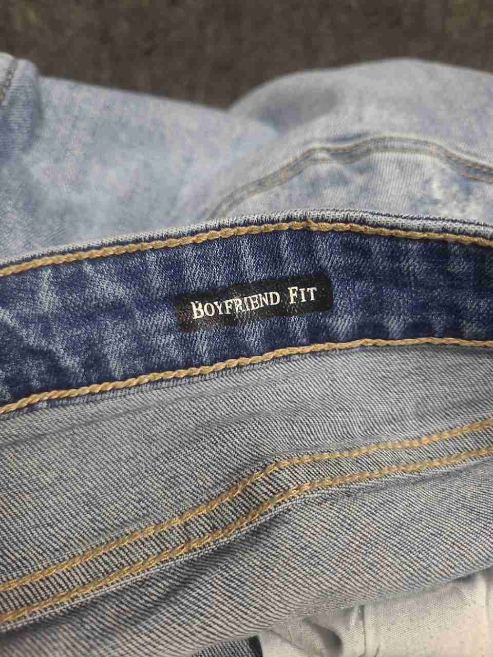Judy Blue Women's Light Wash Distressed Ripped Boyfriend Fit Jeans Sz 13/31