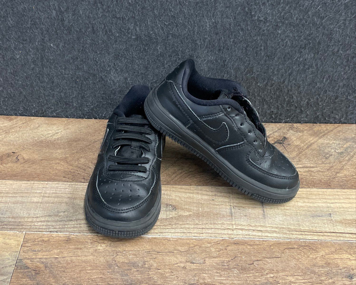 Nike Force 1 Low Triple Black Youth Kids Sneakers Size 11C