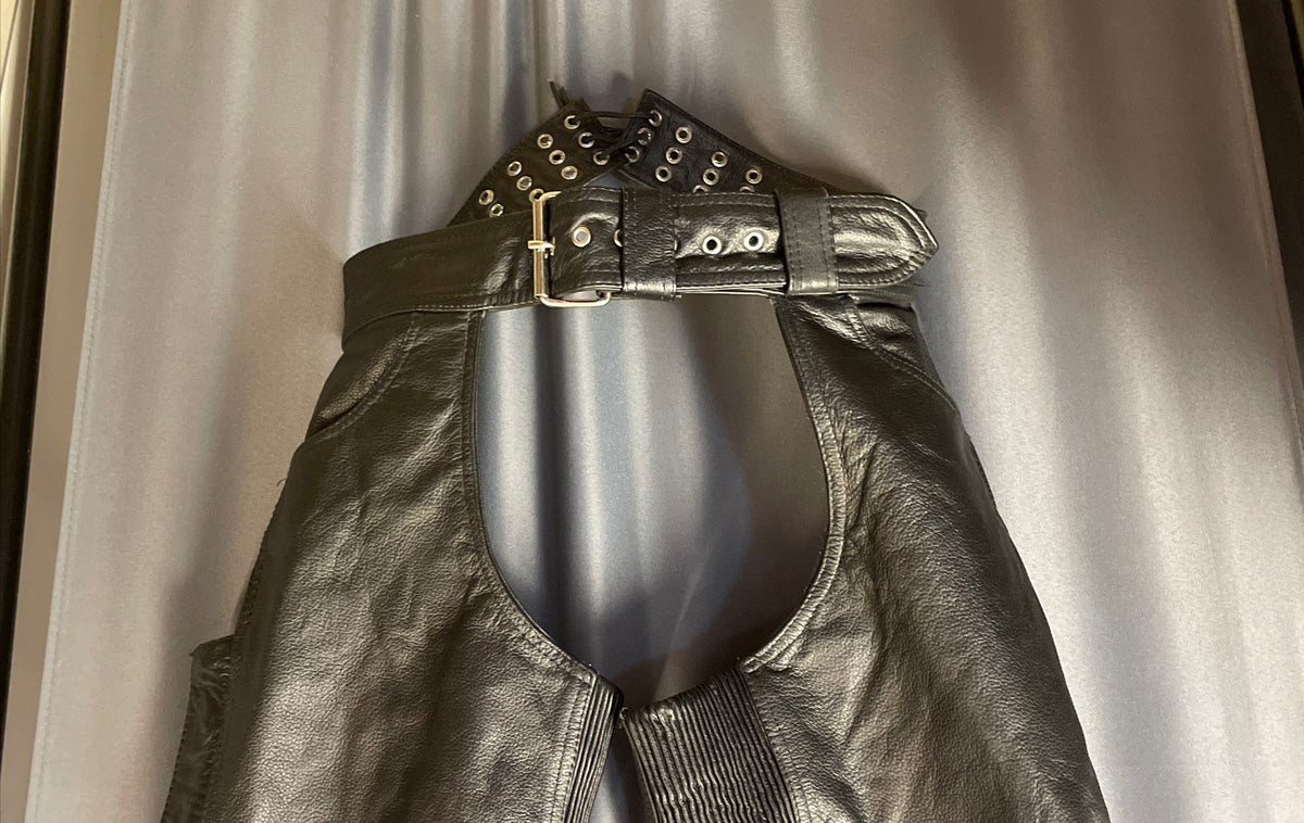 USA Bikers Dream Apparel Black Leather Lined Motorcycle Riding Chaps Sz L