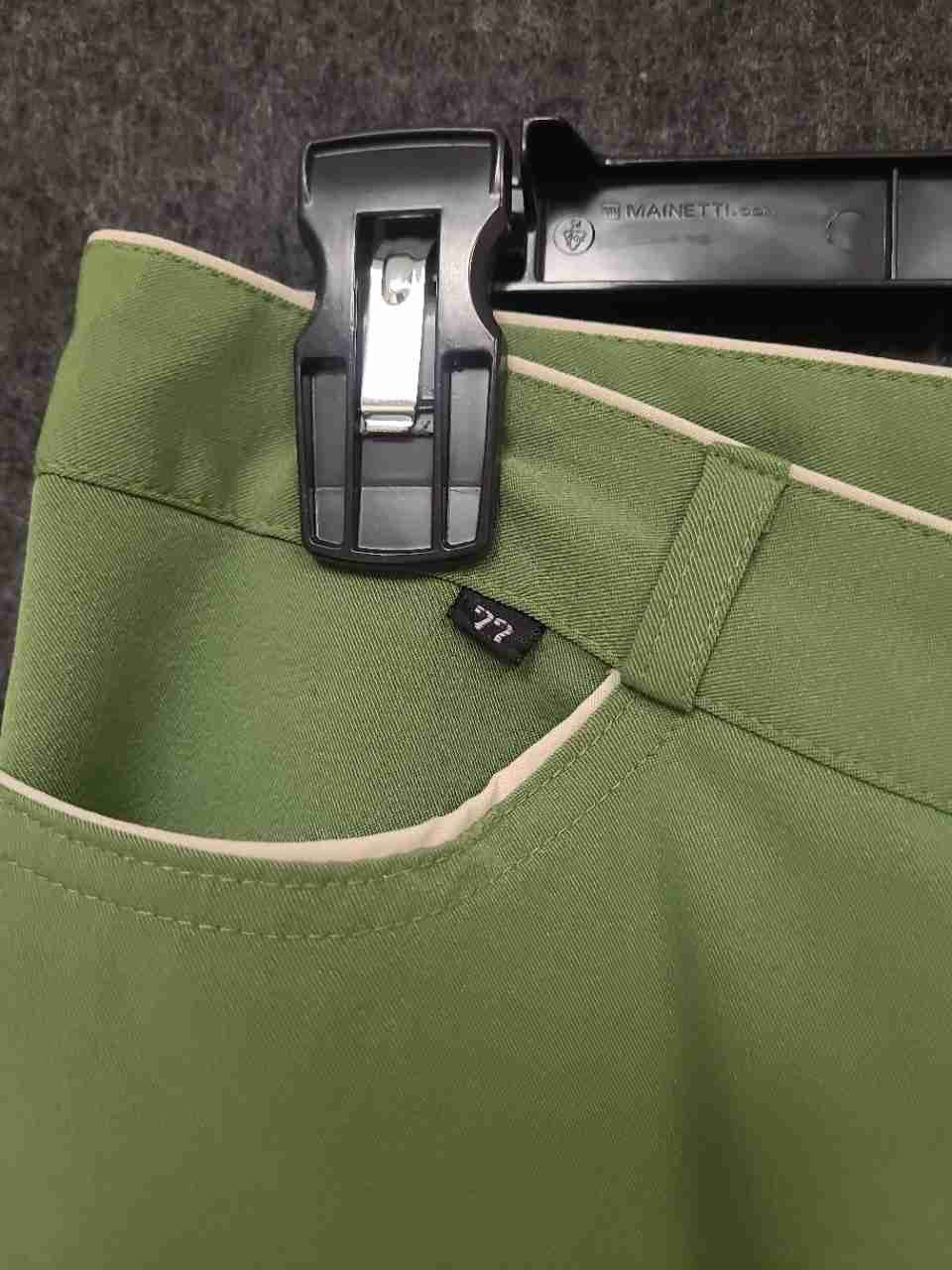 Escada Sport Women's Sage Green Golf Pants Lion Rampant Piping Sz 72