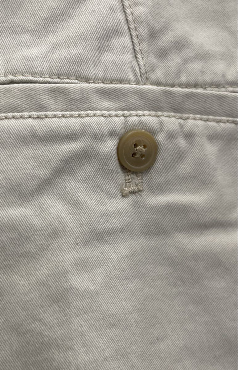 IZOD Men's Saltwater Stretch Chino Shorts White Cotton Blend Sz 40 x 9.5
