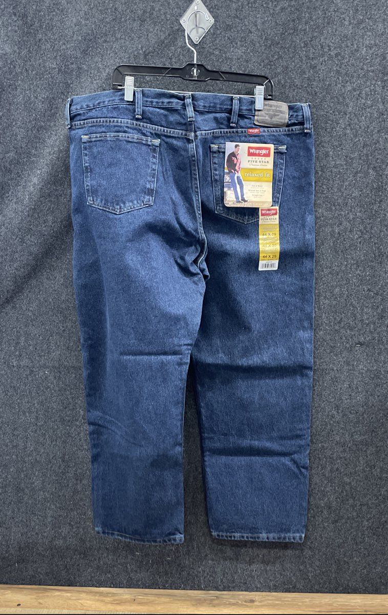 Wrangler Men's Jeans Five Star Premium Denim Relaxed Fit Lot of 2 NWT 44x29
