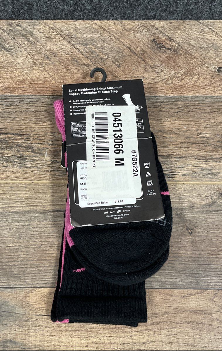 Nike Elite Cushioned Basketball Crew Socks Black Pink Kay Yow Size Medium NWT