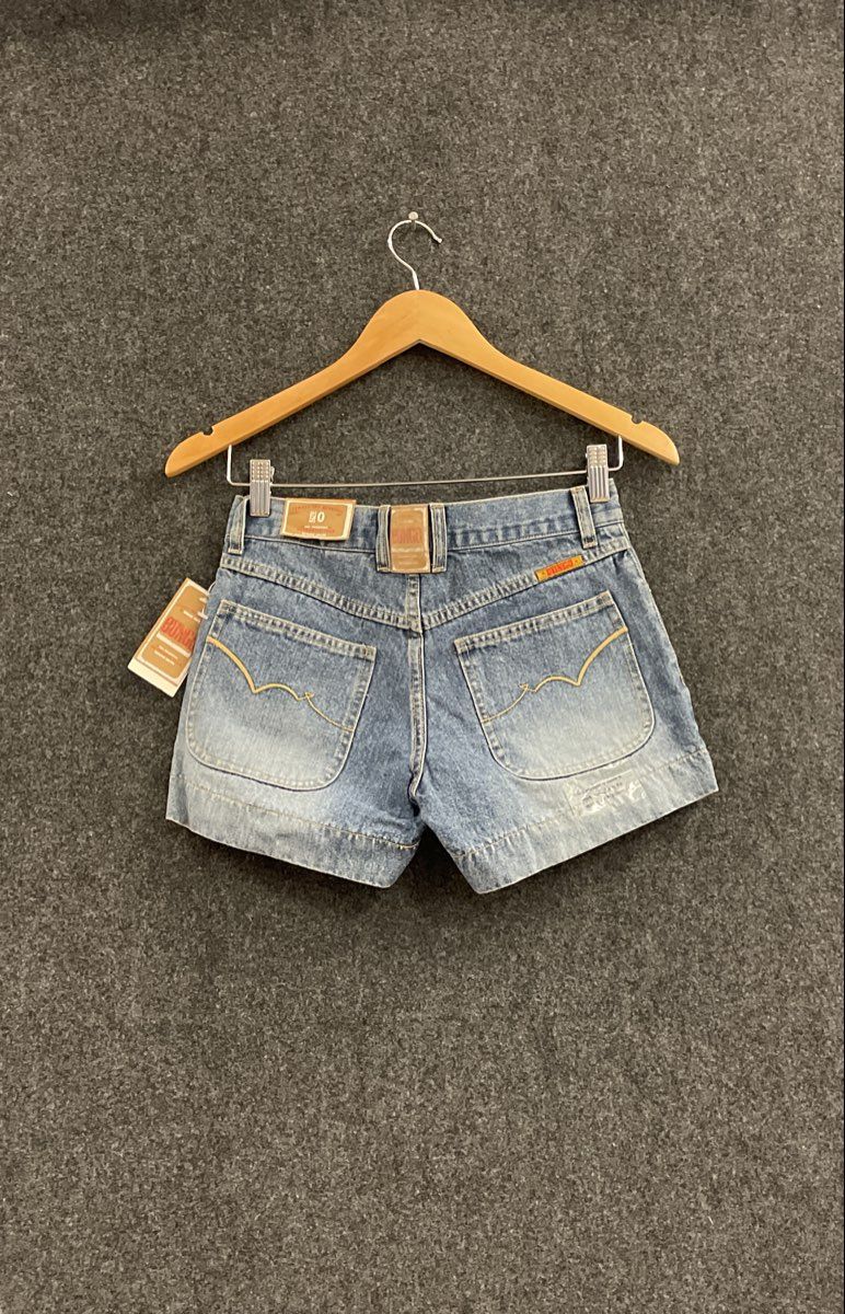 Vintage Y2K Bongo Women's Blue Denim High Rise Cuffed Shorts NWT Sz 0