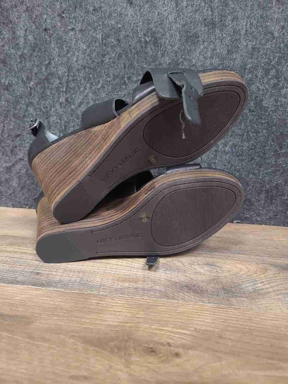 Lucky Brand Black Leather Ankle Strap Wedge Sandals Women's Size 7.5