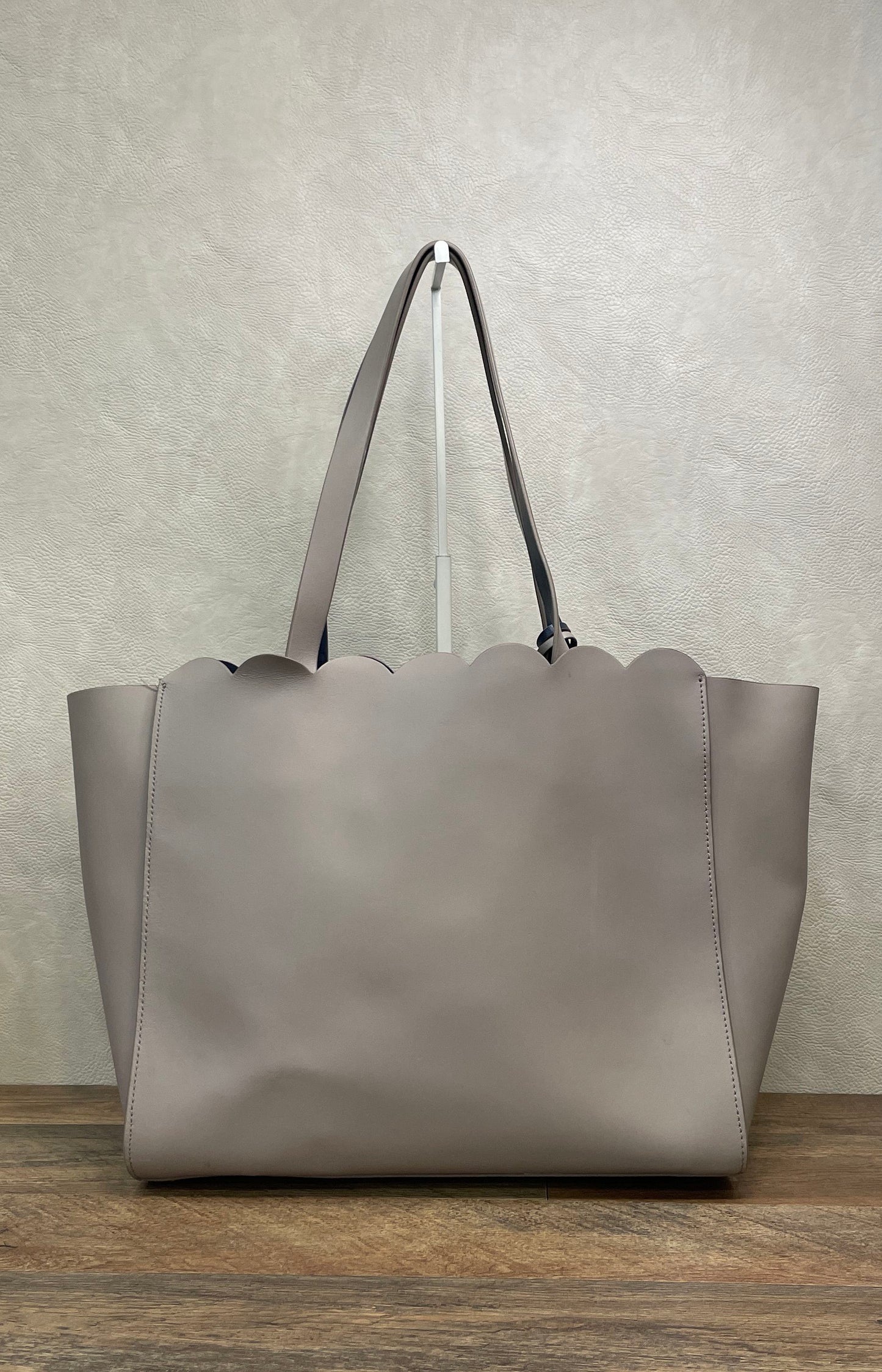 Kate Spade Gray Leather Scalloped Large Tote Bag Navy Interior Silver Hardware