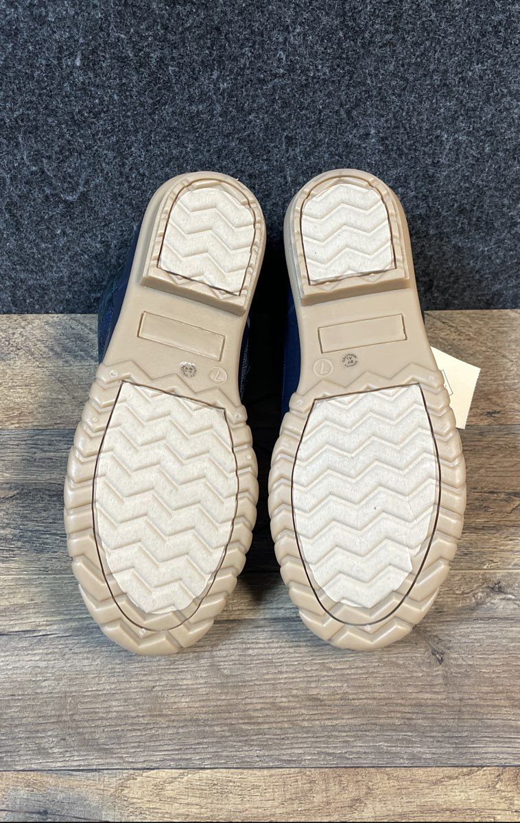 St. John's Bay Navy Plaid Quilted Duck Boots Women's Size 7M NWT