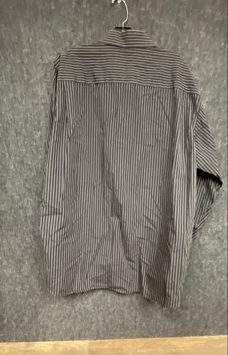 Claiborne Men's Button Down Shirt Black Gray Striped Long Sleeve Wrinkle Free XL