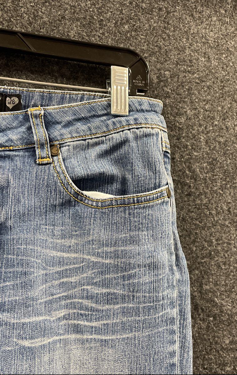 Ultralove Women's Light Wash Blue Whiskered Cuffed Stretch Denim Jeans Sz 5/6