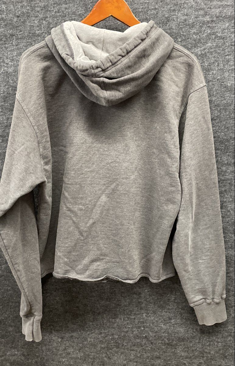 Champion Men's Grey Long Sleeve Script Logo Raw Hem Cropped Hoodie Size M