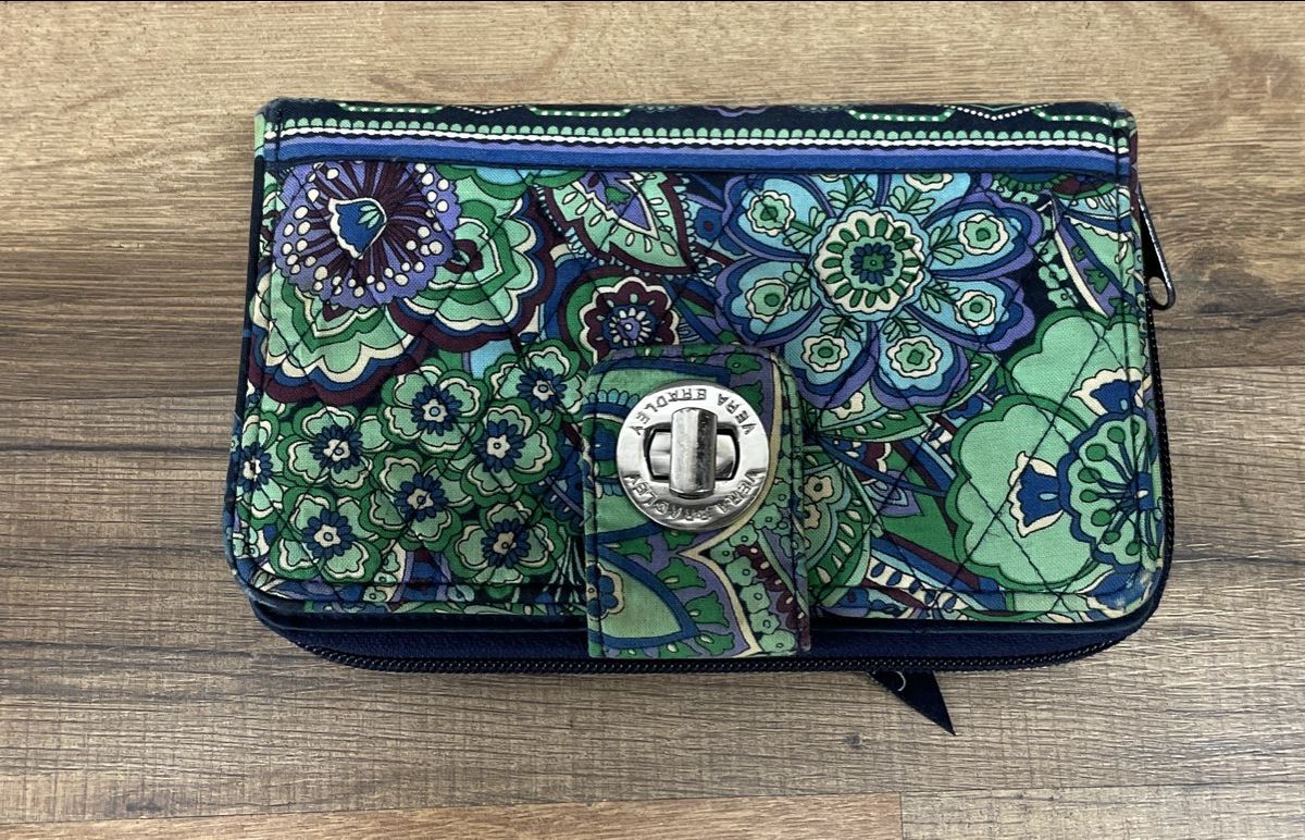 Vera Bradley Teal Blue Floral Quilted Cotton Turnlock Wallet Silver Hardware