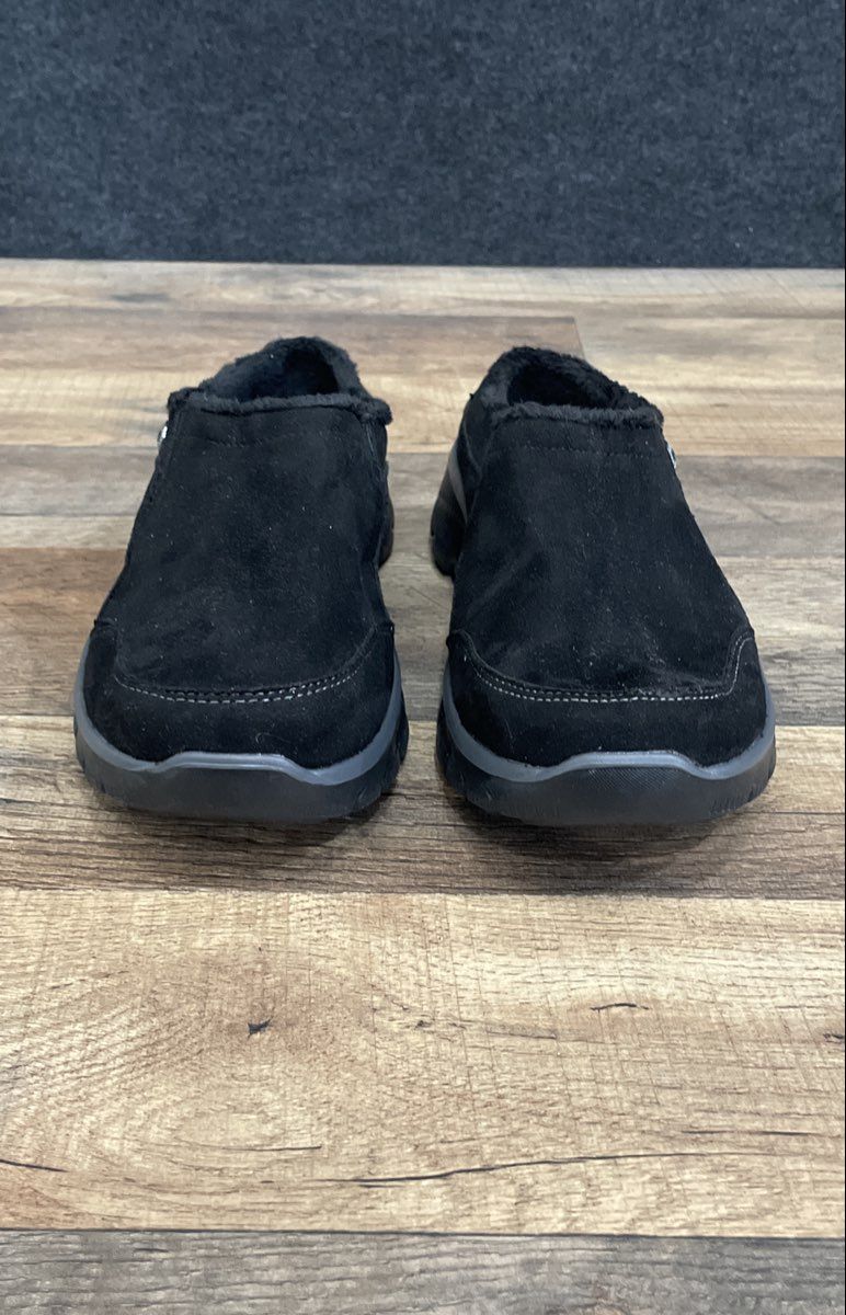 Skechers Relaxed Fit Easy Going Black Faux Fur Lined Mules Women's Size 6