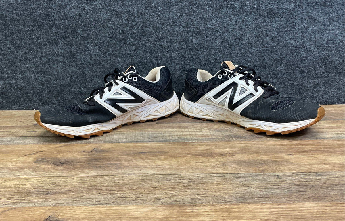 New Balance 3000v3 Black White Gum Turf Baseball Shoes Men's Size 10