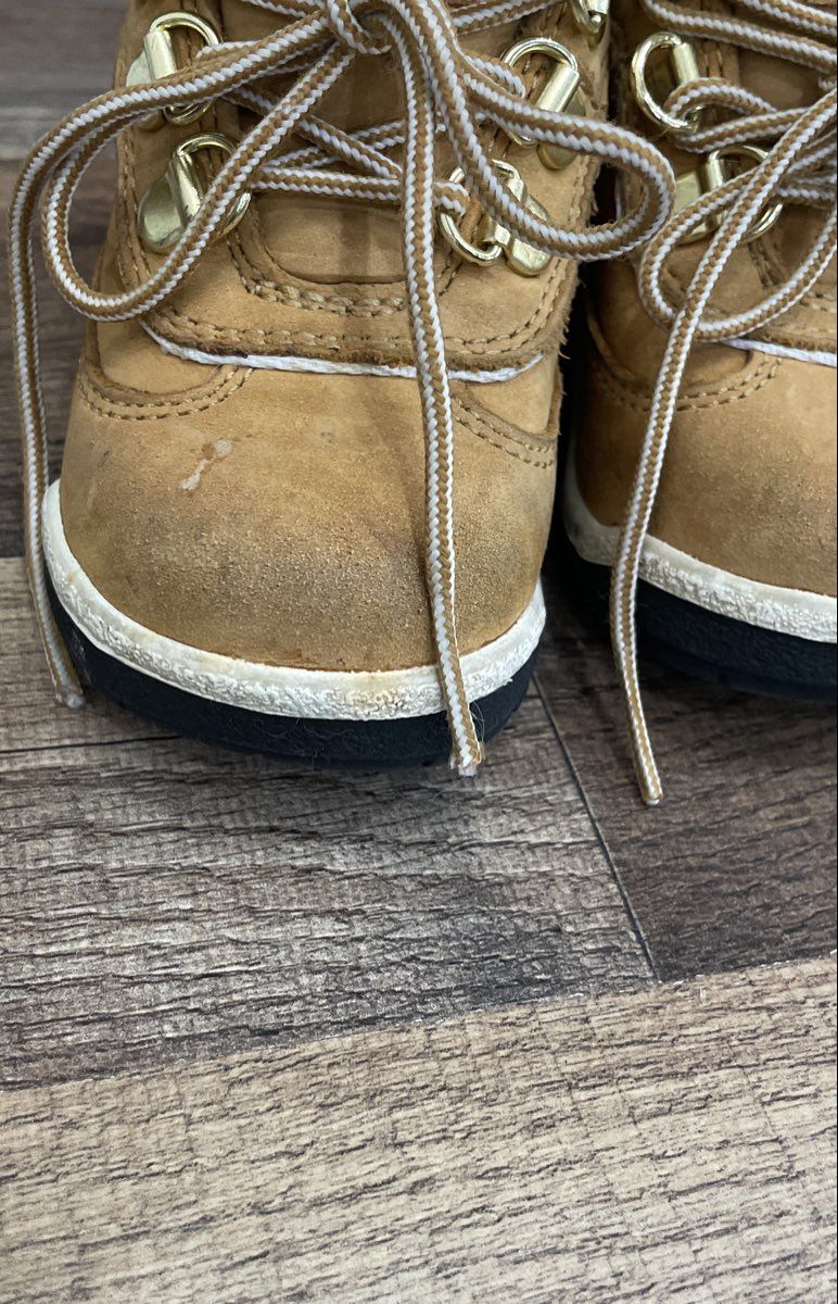 Timberland Toddler Wheat Leather Field Boots Size 6