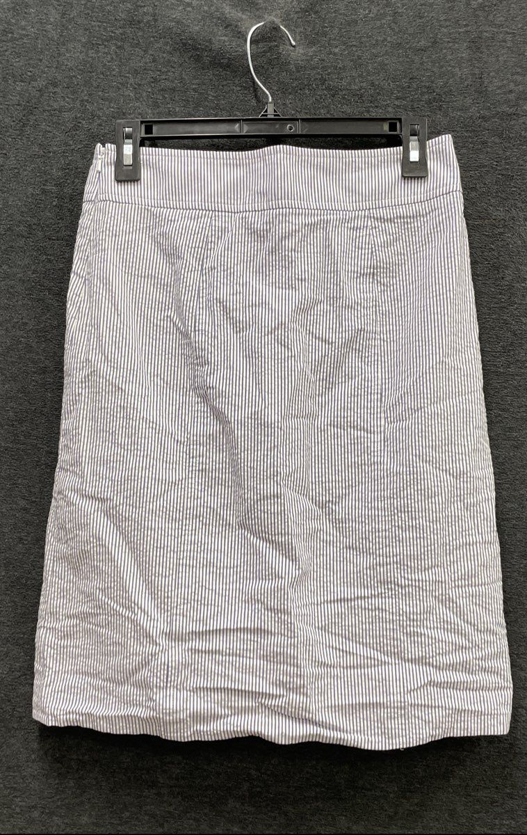 Brooks Brothers Women's Blue White Seersucker Stripe A-Line Skirt Sz 2