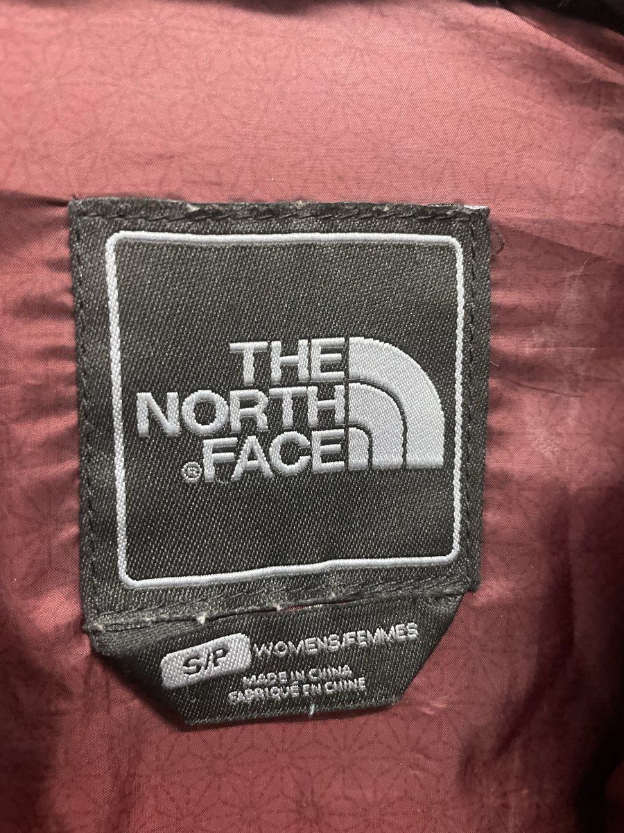 The North Face Women's Black 600 Fill Down Puffer Jacket Faux Fur Detail Sz S