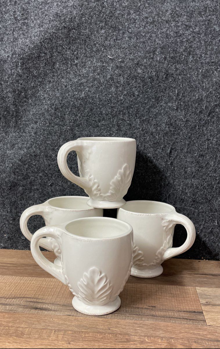 Enesco CountryGate Footed Mugs Set of 4 Ceramic White Leaf Pattern