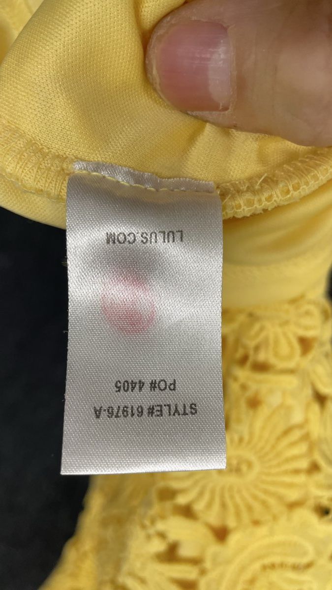 Lulus Women's Yellow Floral Lace Halter Bodycon Mini Cocktail Dress Sz L