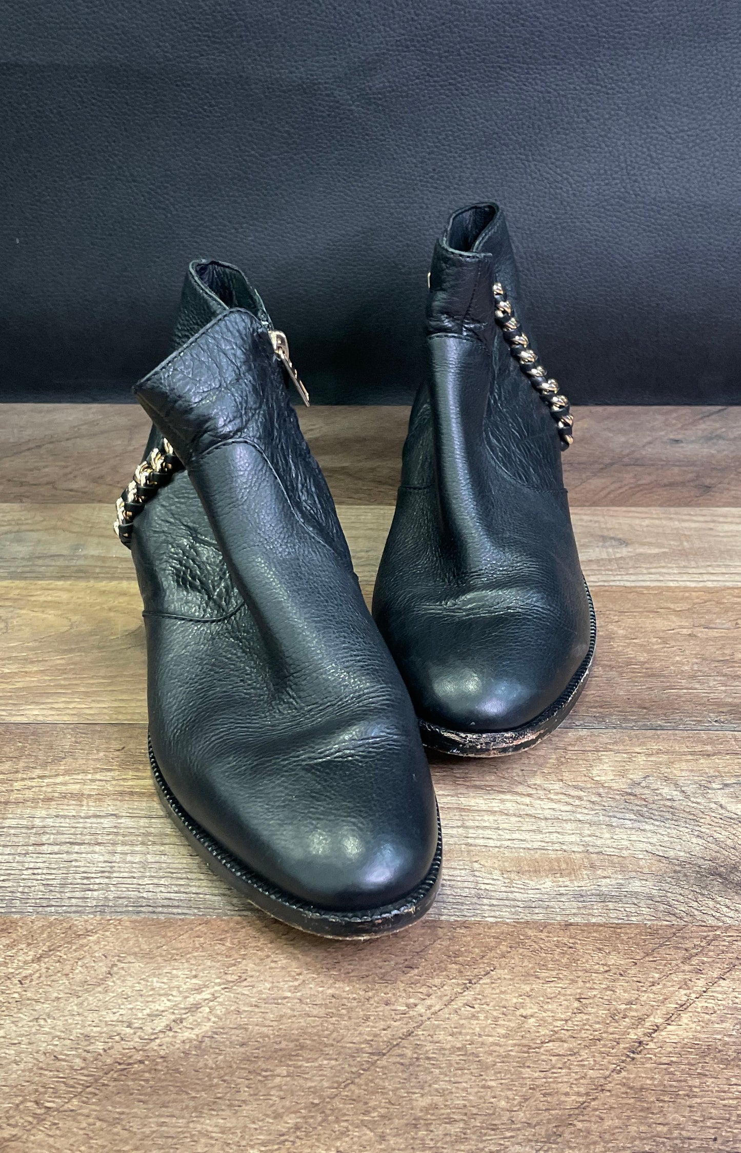 Coach Corine Black Leather Chain Block Heel Ankle Boots Women's Size 8B
