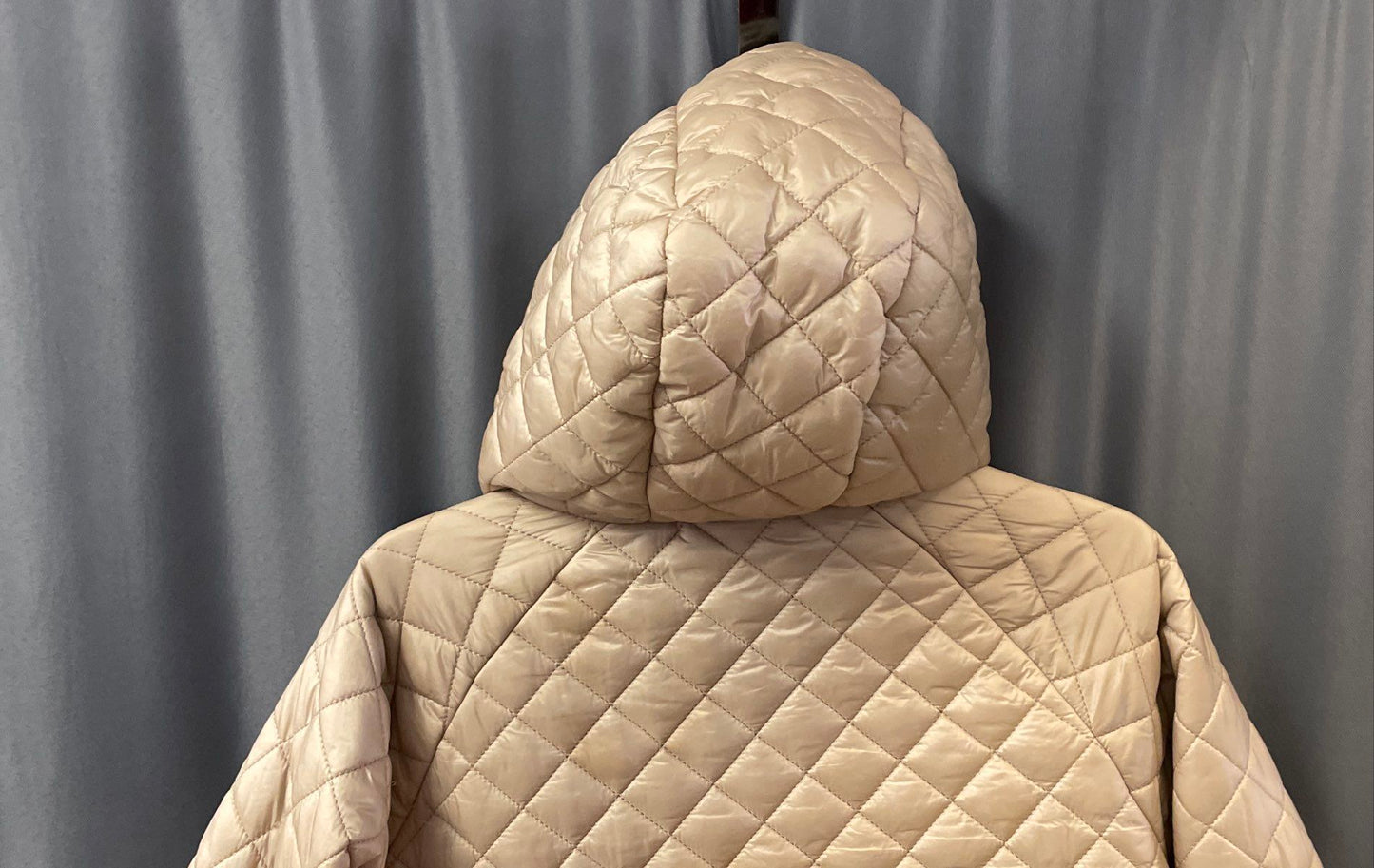BCBGMAXAZRIA Women's Tan Quilted Puffer Jacket Hooded Eco-Friendly Fill Sz M