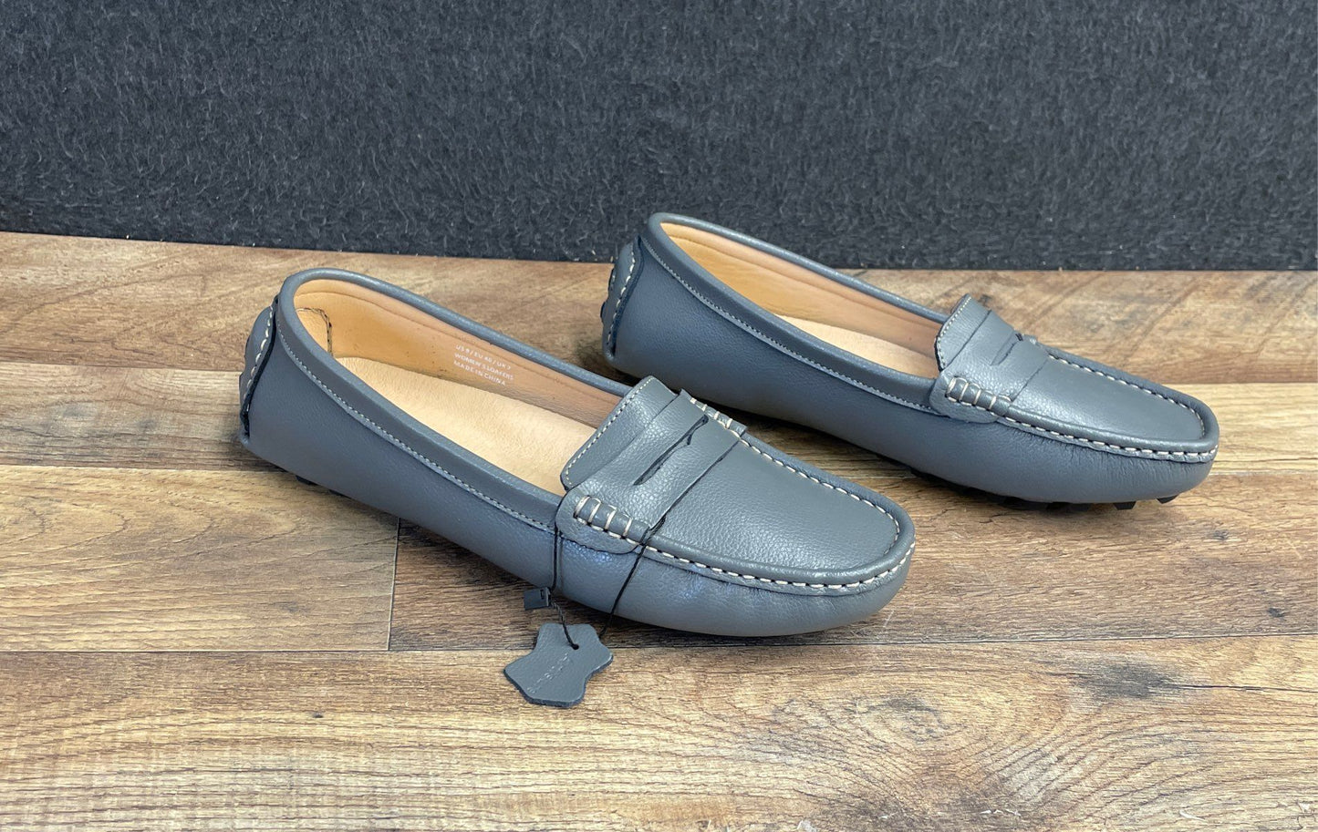 Artisure Classic Comfort Grey Leather Penny Loafers Women's Size 9