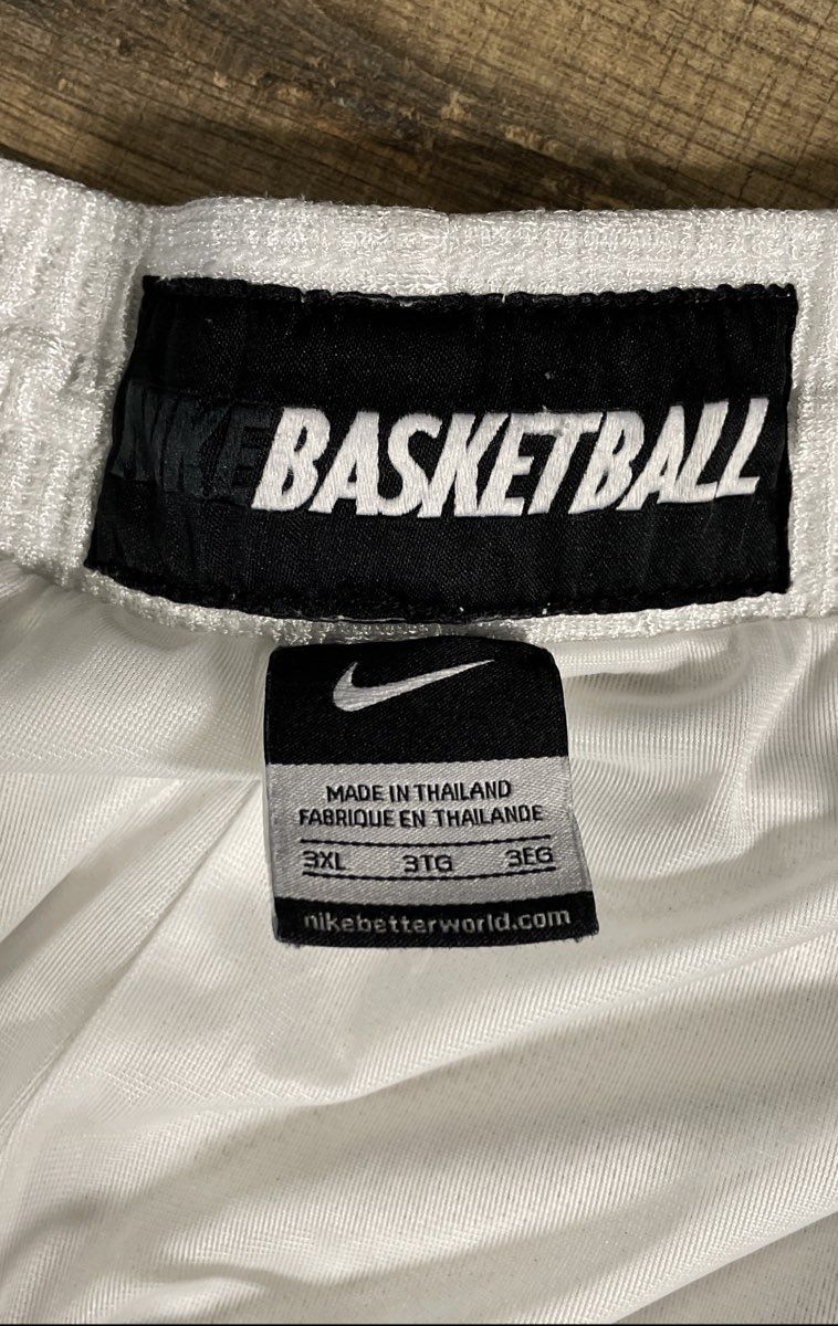 Nike Men's White Mesh Basketball Shorts Embroidered Swoosh Size 3XL