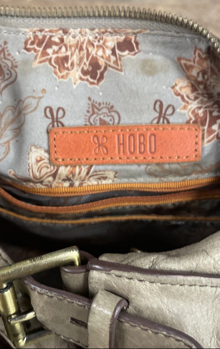 HOBO Taupe Beige Leather Slouchy Shoulder Bag Brass Hardware