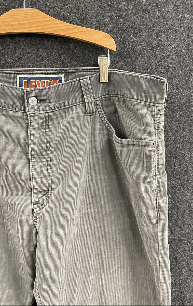 Levi's Men's 549 Low Loose Gray Corduroy Pants Y2K Size 40x30