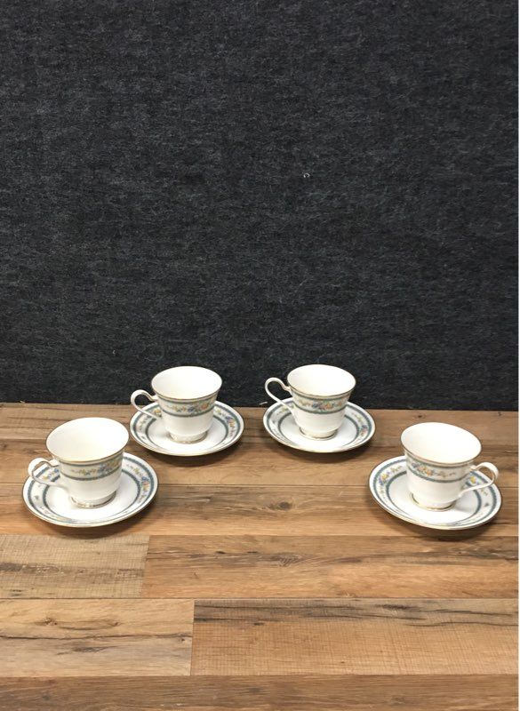 Lot of 4 Noritake Amenity 7228 Footed Cups & Saucers