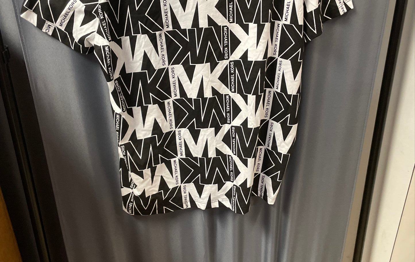 Michael Kors Men's Black White All Over MK Logo Graphic T-Shirt Cotton Sz XL