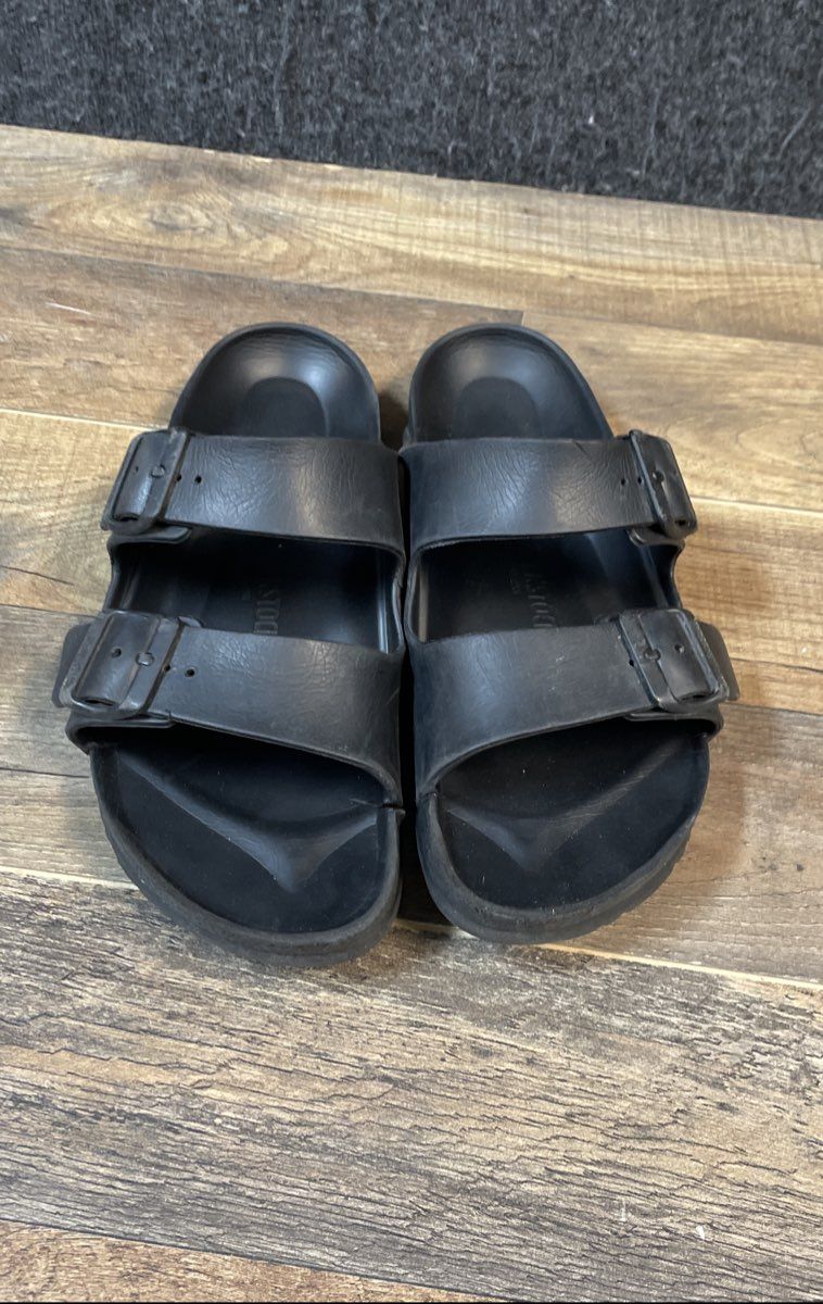 Birkenstock Arizona EVA Black Two-Strap Sandals Size 40 US Women 9 Men 7