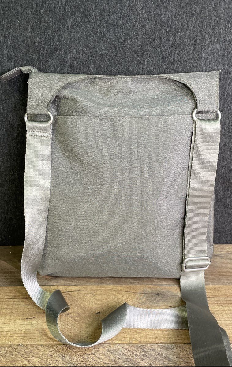 Baggallini Grey Nylon Zip Around Town Bagg Crossbody Bag w/ Wristlet