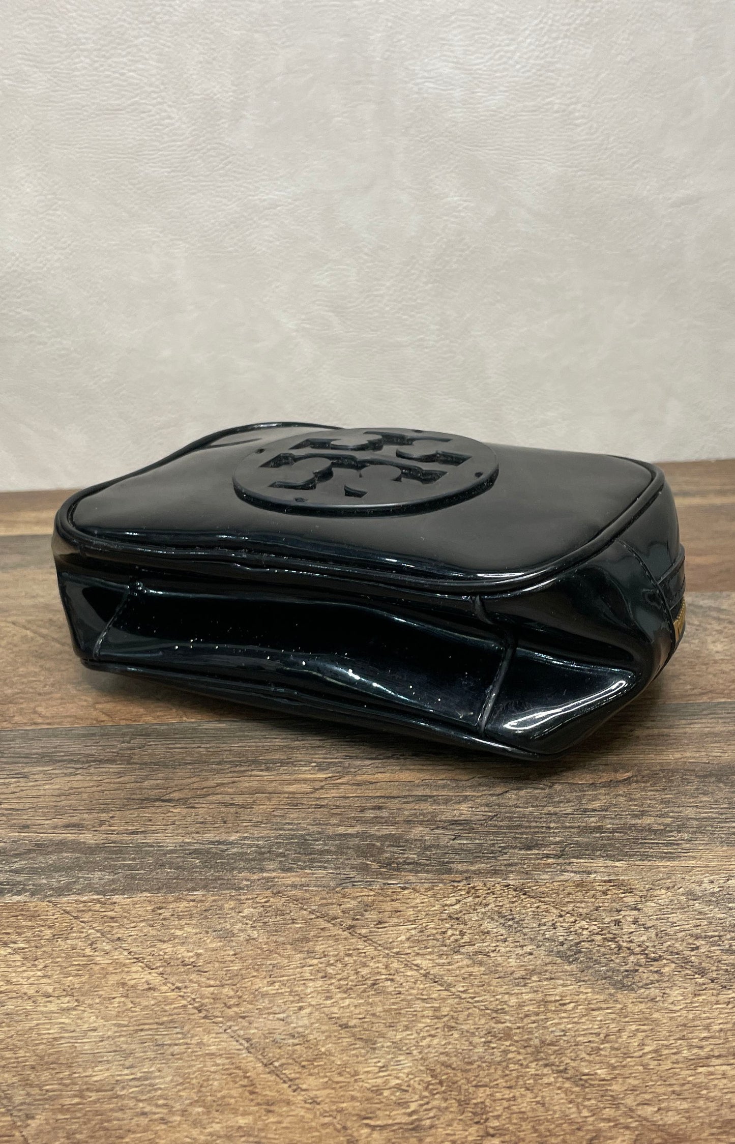 Tory Burch Black Patent Leather Cosmetic Case Makeup Bag Gold Hardware