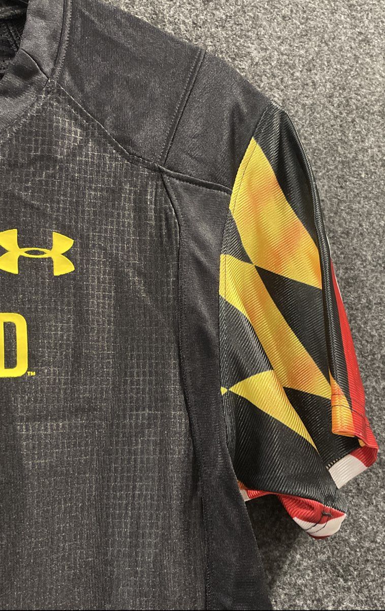 Under Armour Youth Maryland Terrapins Football Jersey Black Flag Sleeves NWT S