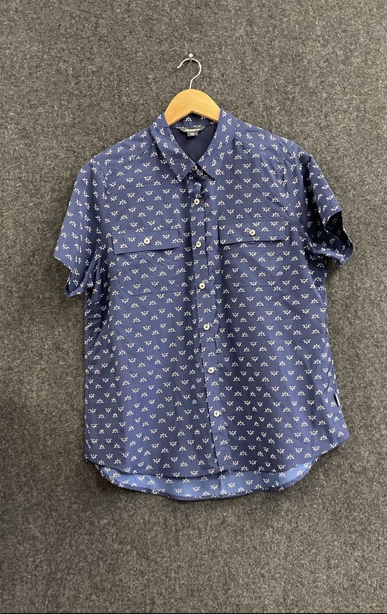 Eddie Bauer Women's Blue White Starburst Short Sleeve Button Down Shirt Size L