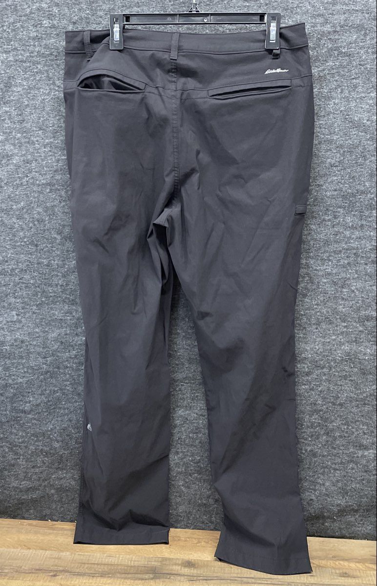 Eddie Bauer Women's Black First Ascent Guide Pro Hiking Cargo Pants Sz 16