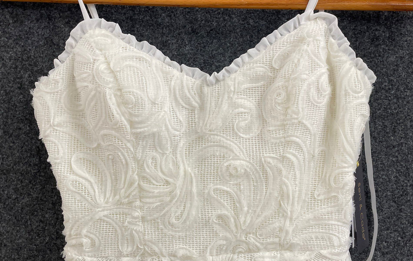 Seni & Cade Women's Ivory Ruffle V-Neck Textured Tiered Mini Dress Sz S NWT