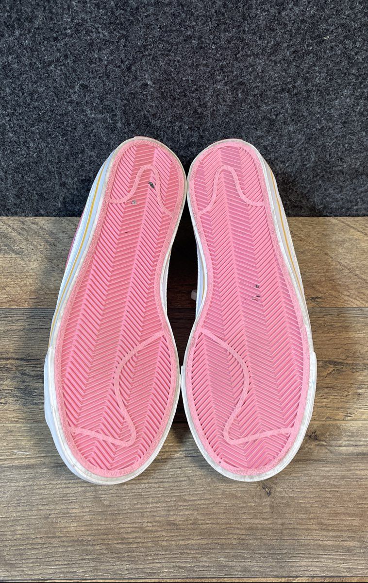 Nike Court Legacy GS White Pink Glaze Vivid Sulfur Sneakers Size 5.5Y