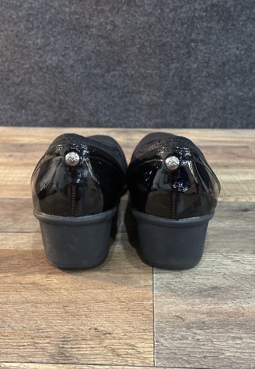 Anne Klein Sport Black Fabric Square Toe Low Wedge Heels Women's Size 8M