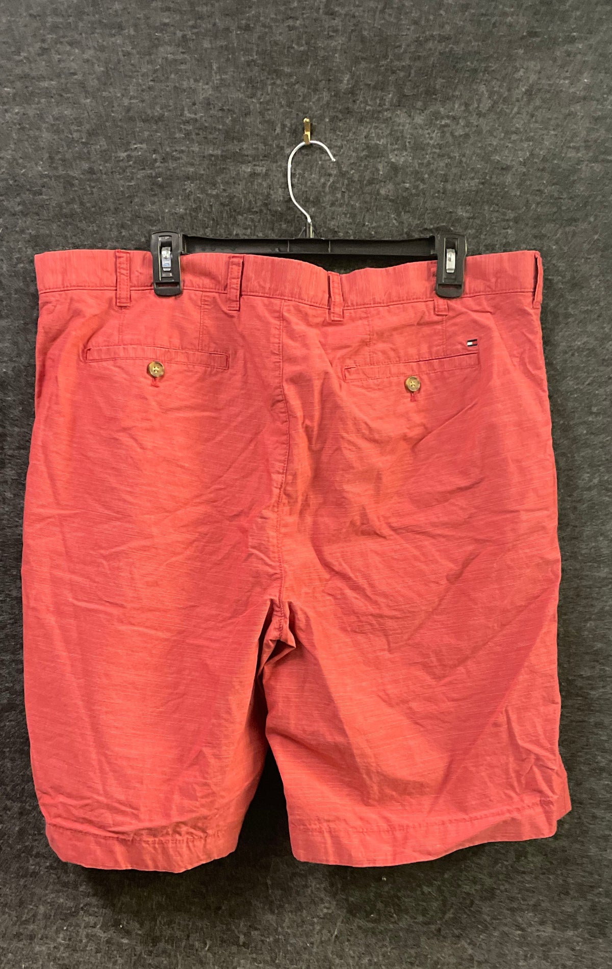 Tommy Hilfiger Men's Red White Micro Stripe Chino Shorts Sz 38