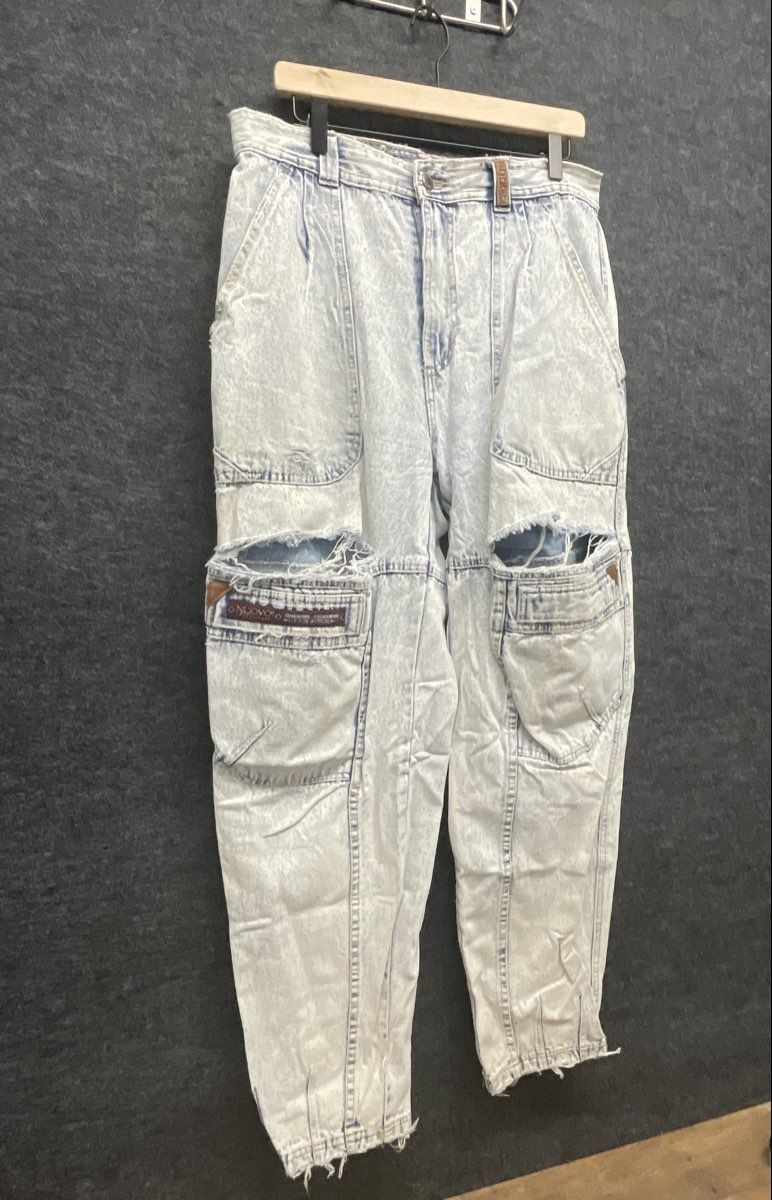 Vintage 90s Nuovo Men's Acid Wash Ripped Distressed Cargo Carpenter Pants