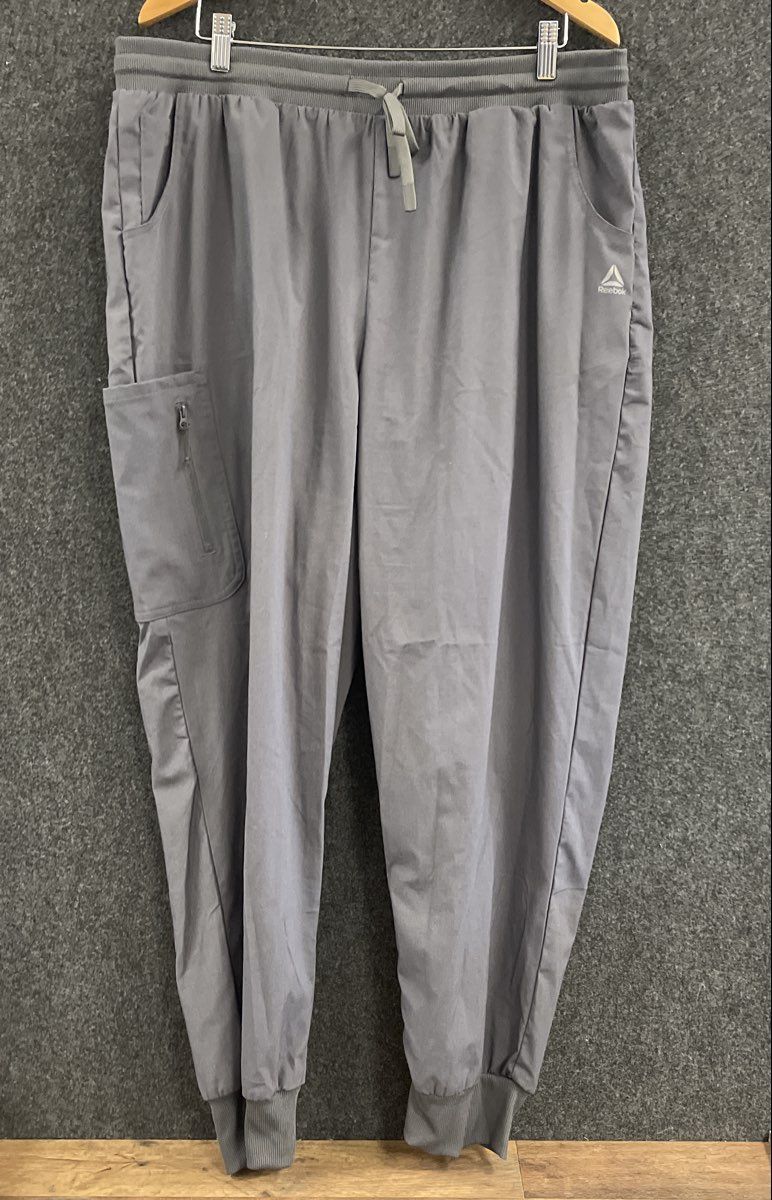Reebok Men's Gray V-Neck Scrub Set Top & Jogger Cargo Pants Size 2XL